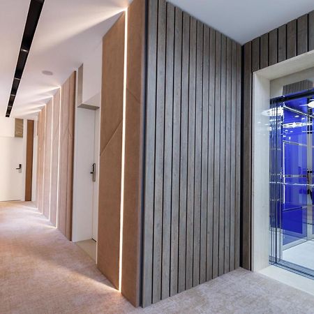 Hotel Portside Gf Vlorë エクステリア 写真