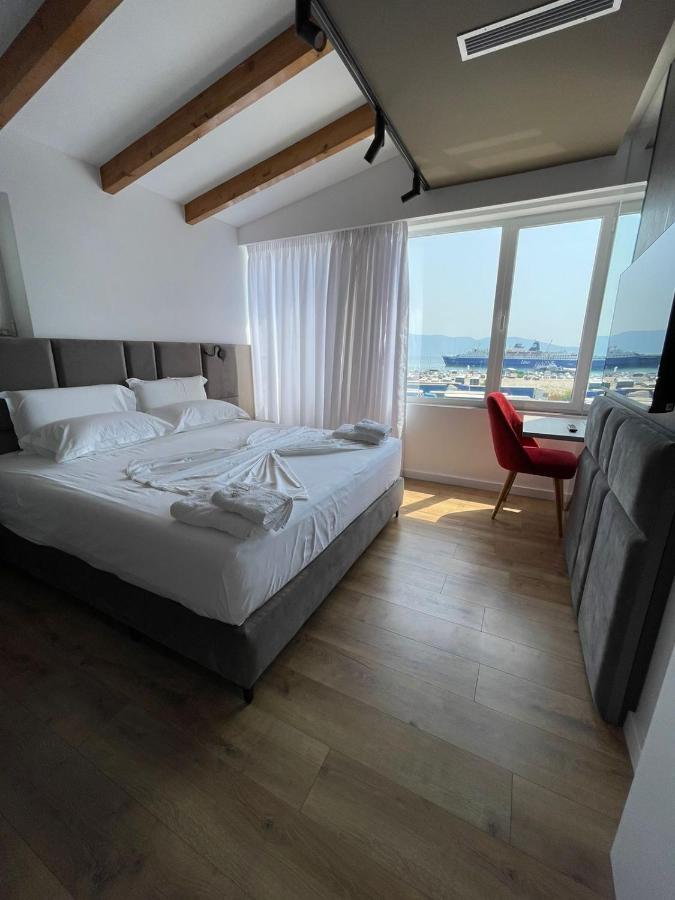 Hotel Portside Gf Vlorë エクステリア 写真