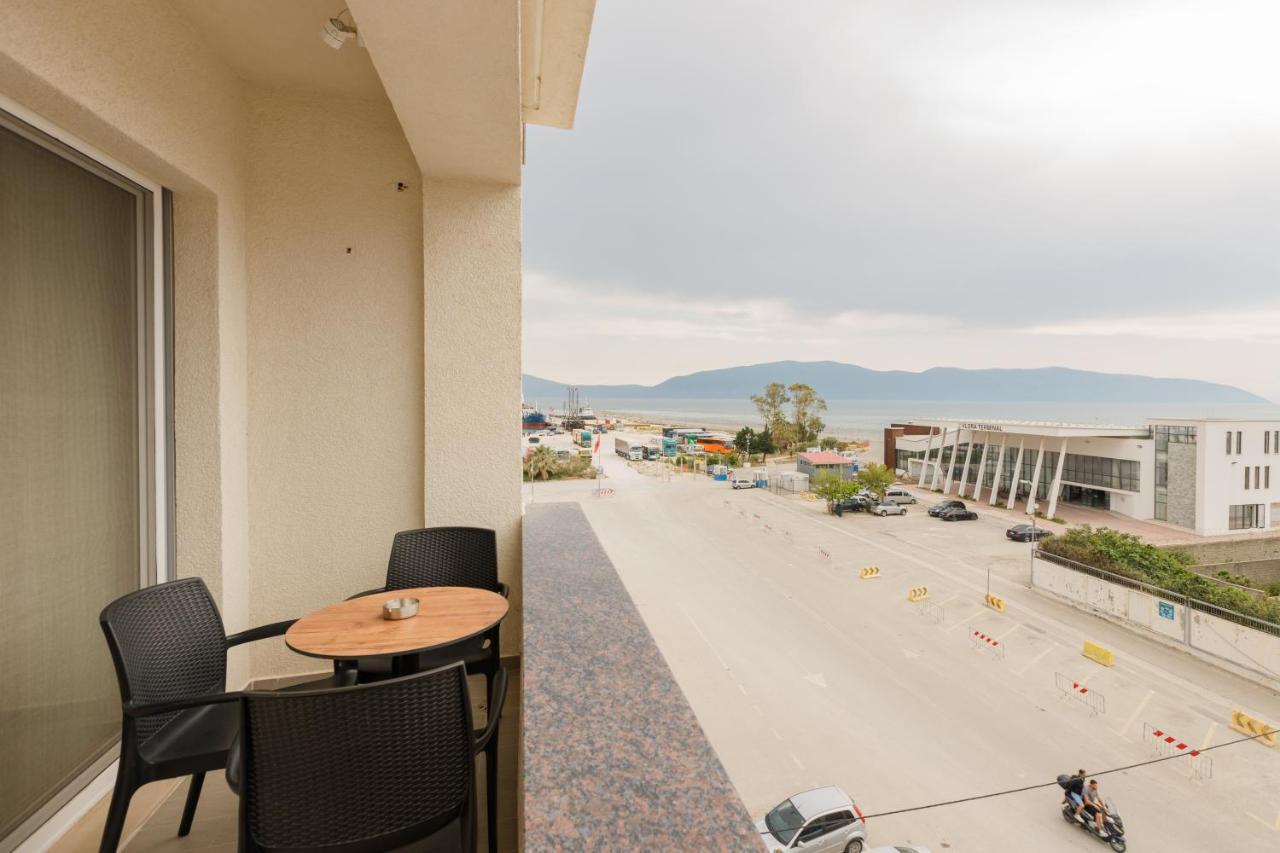 Hotel Portside Gf Vlorë エクステリア 写真